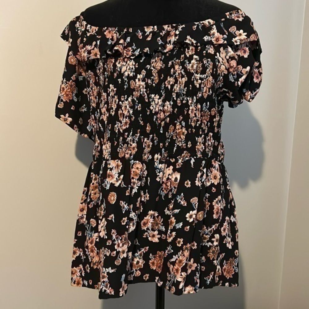Maurice’s 0X off shoulder   E